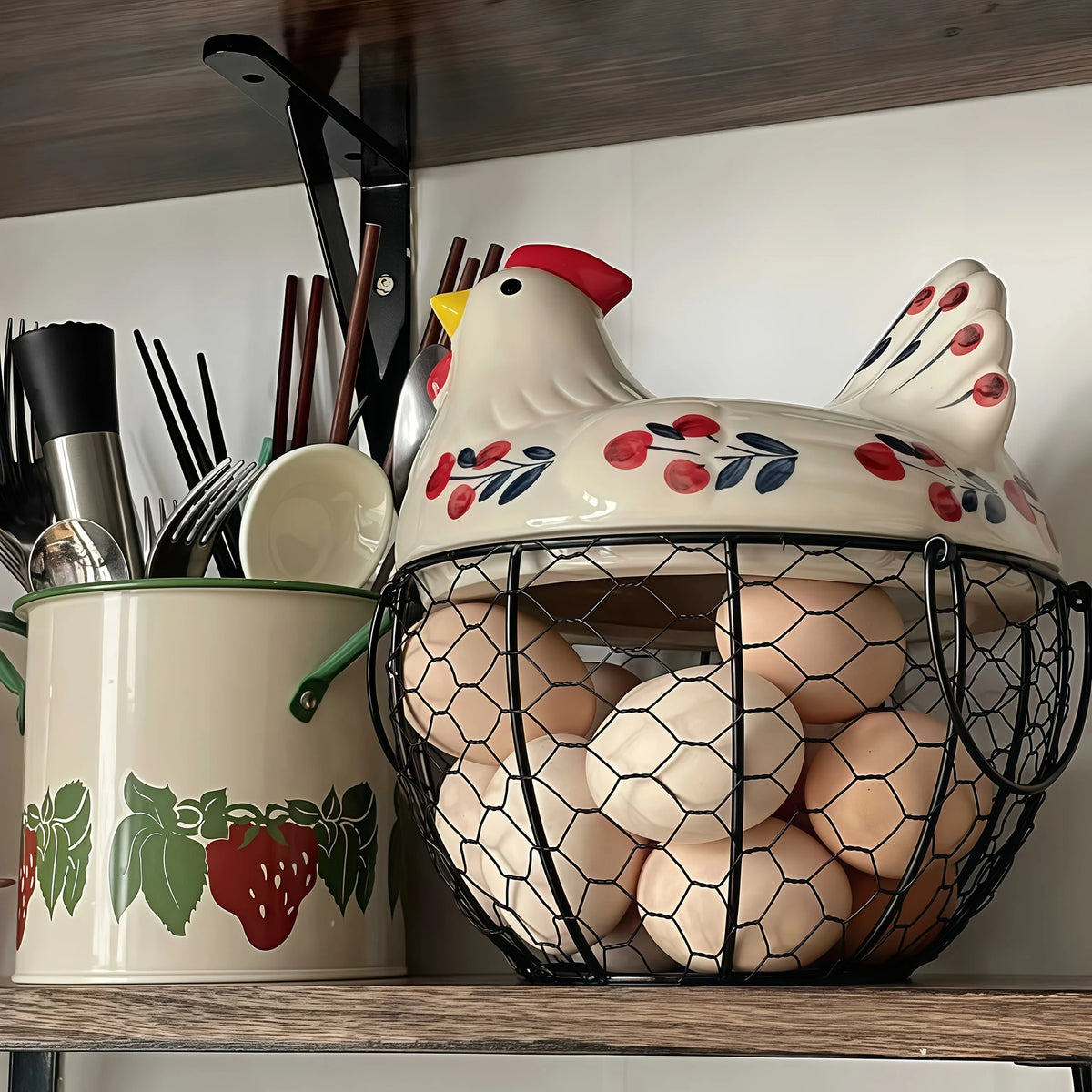Cesta de Cerâmica em Formato de Galinha — Porta-Ovos Rústico | Frutas e Legumes
