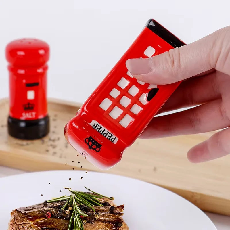 2-Piece Unique Ceramic Spice Jar Set Telephone Booth & Postbox Shapes Practical Pepper Sea Salt Jars For Kitchen Countertop
